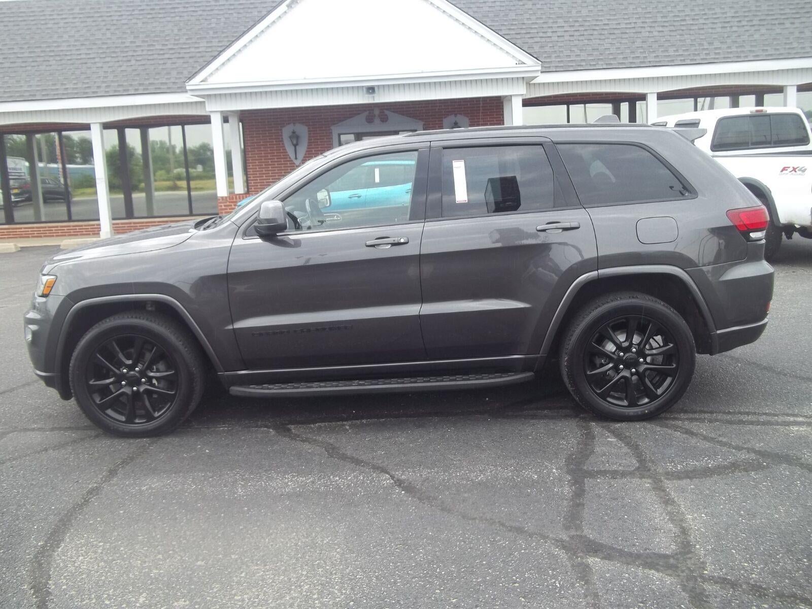 2018 Jeep Grand Cherokee Altitude