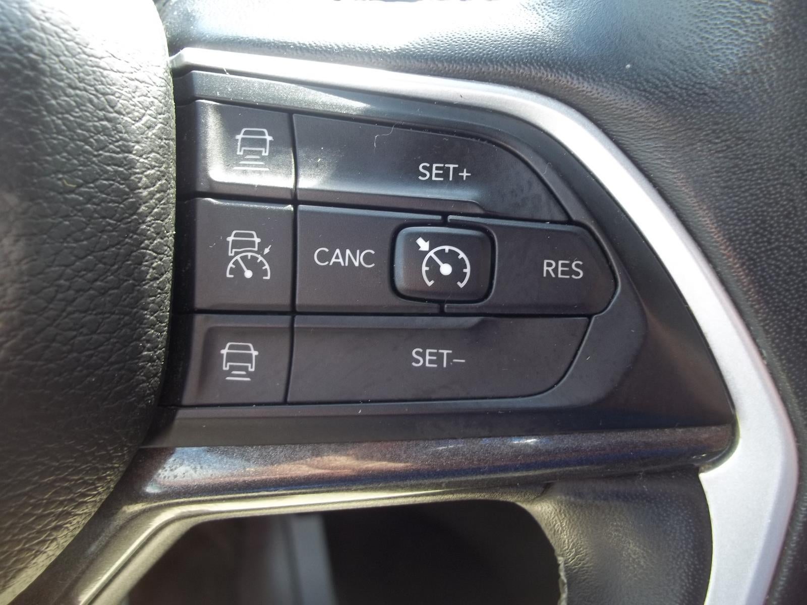 2022 Jeep Grand Cherokee Laredo