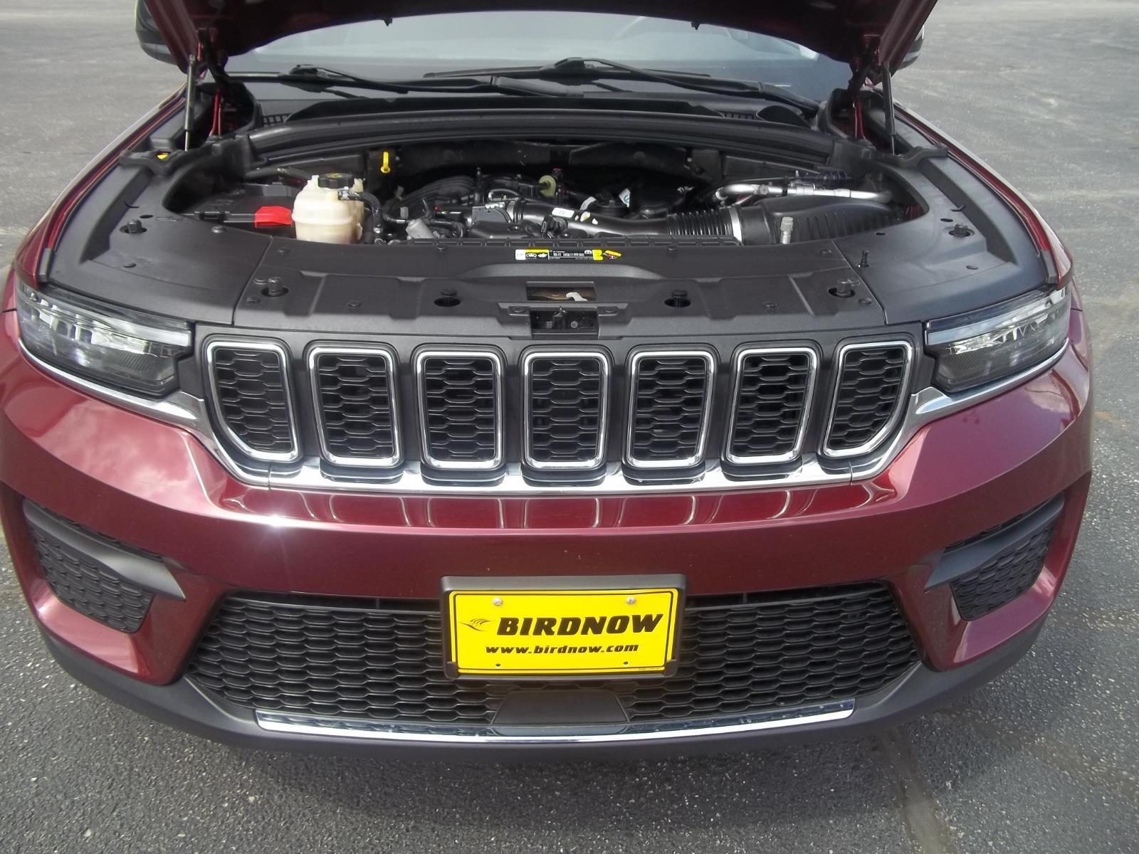 2022 Jeep Grand Cherokee Laredo