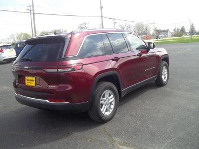 2022 Jeep Grand Cherokee Laredo