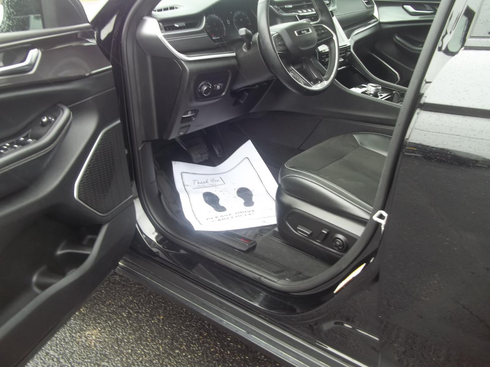 2022 Jeep Grand Cherokee Altitude