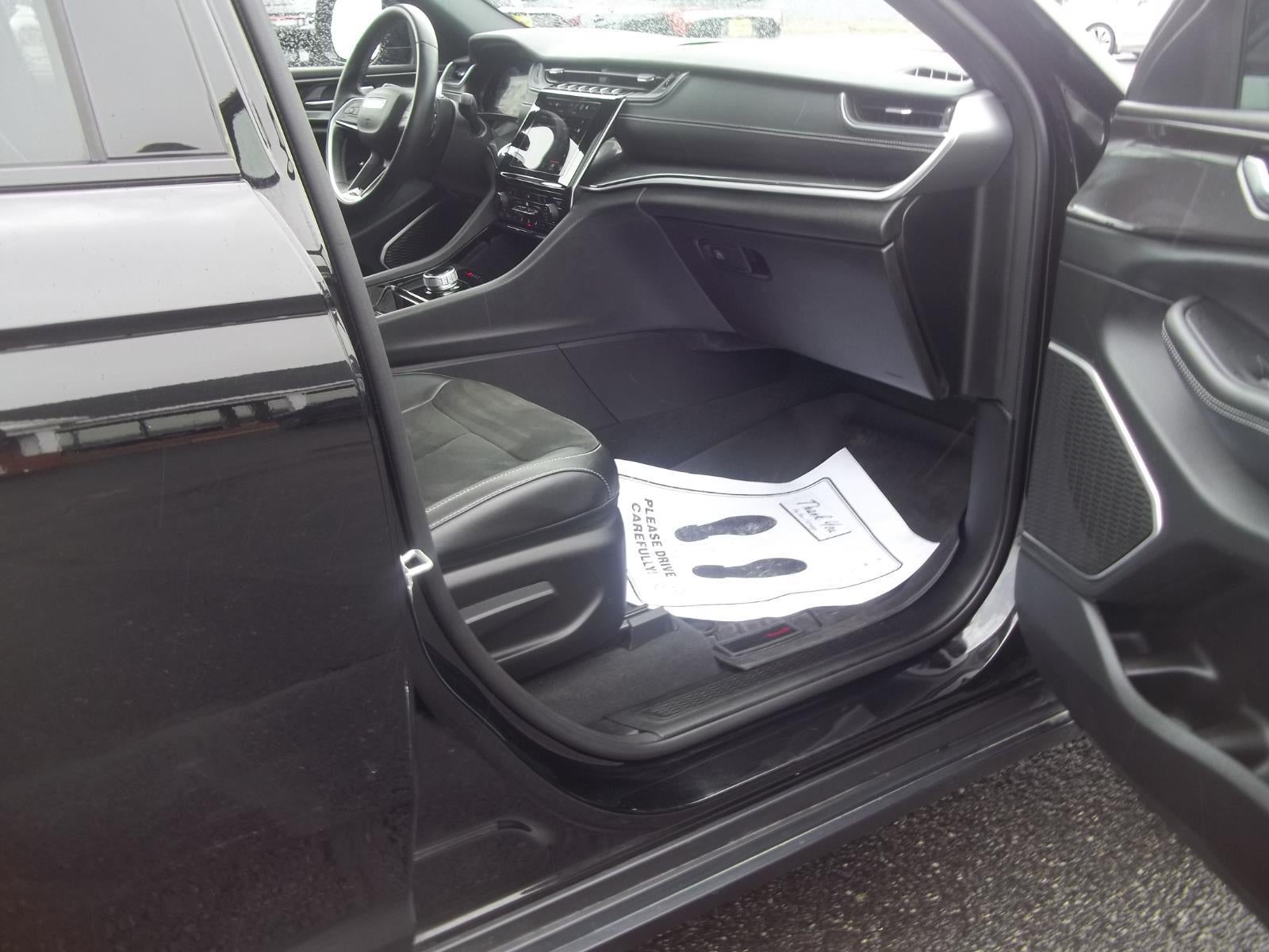 2022 Jeep Grand Cherokee Altitude