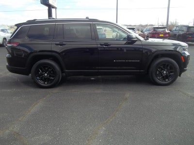 2023 Jeep Grand Cherokee L Laredo