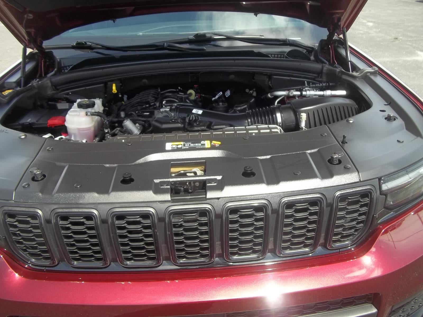 2023 Jeep Grand Cherokee L Altitude