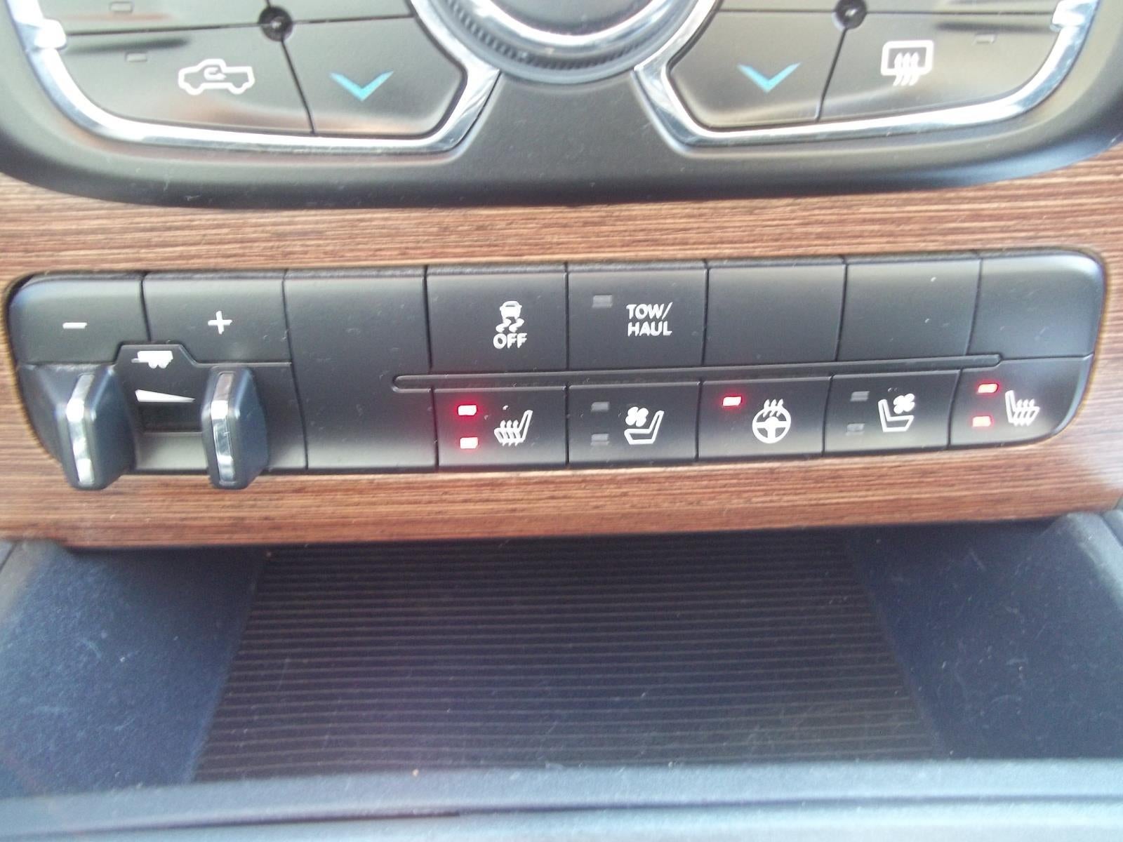 2015 RAM 1500 Laramie