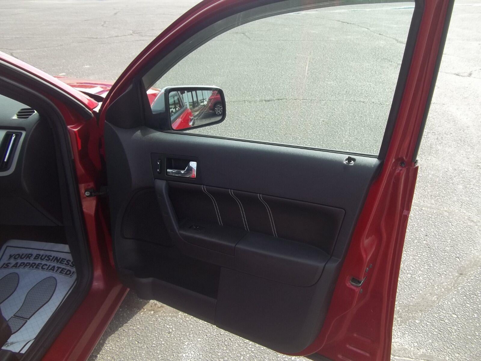 2010 Ford Focus SEL