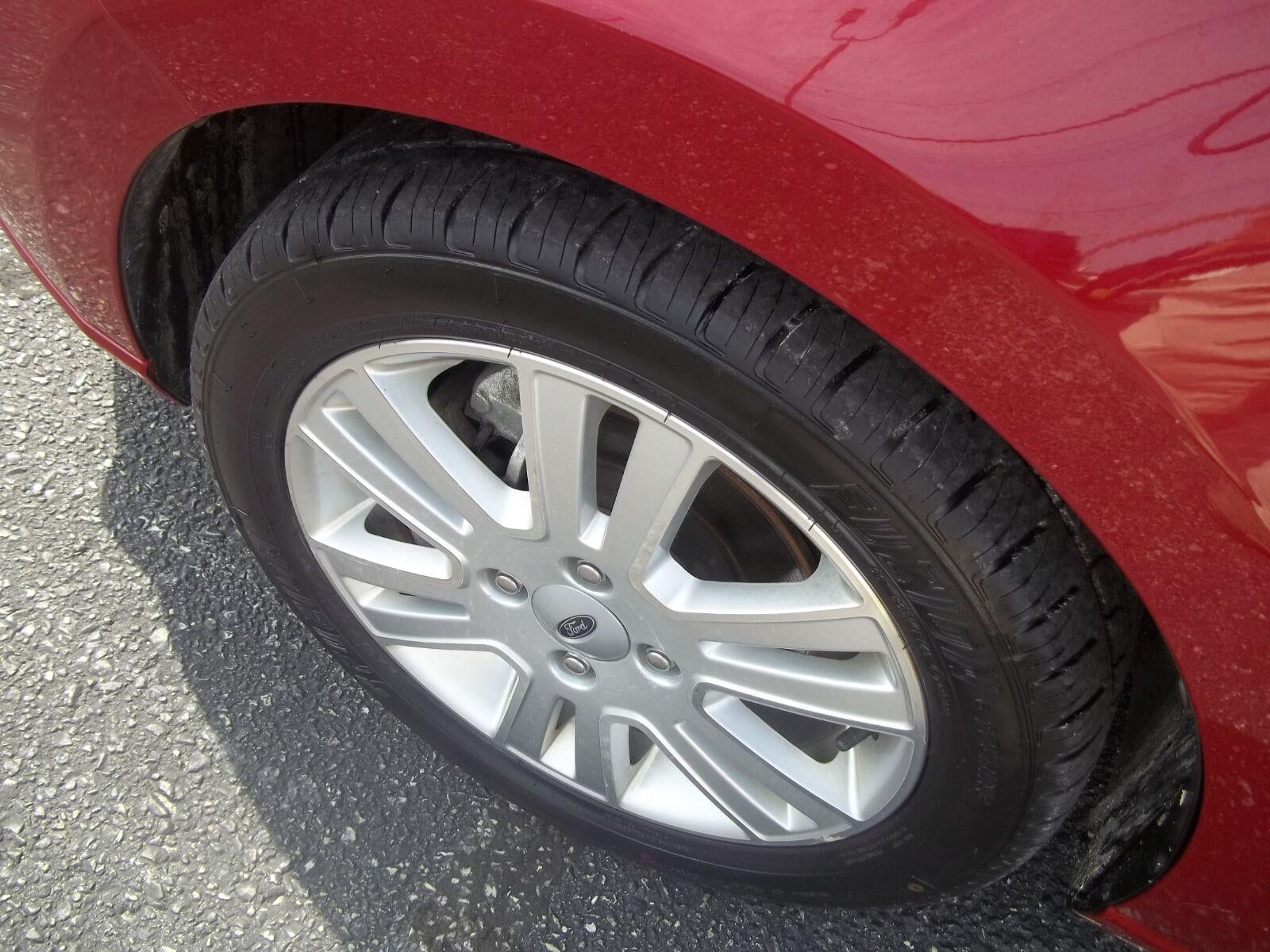 2010 Ford Focus SEL