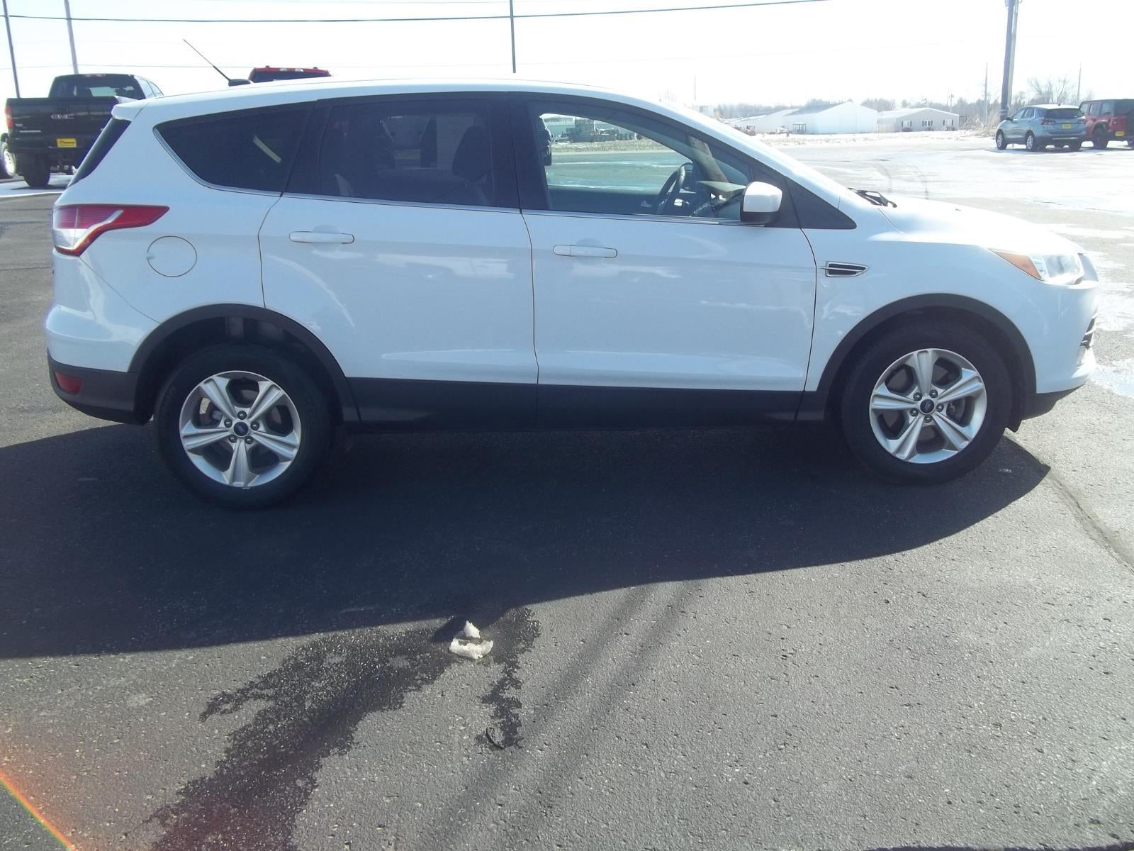 Used 2015 Ford Escape SE with VIN 1FMCU0G95FUA26192 for sale in Oelwein, IA