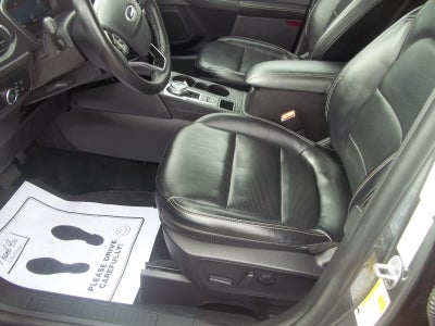 2024 Ford Escape Platinum