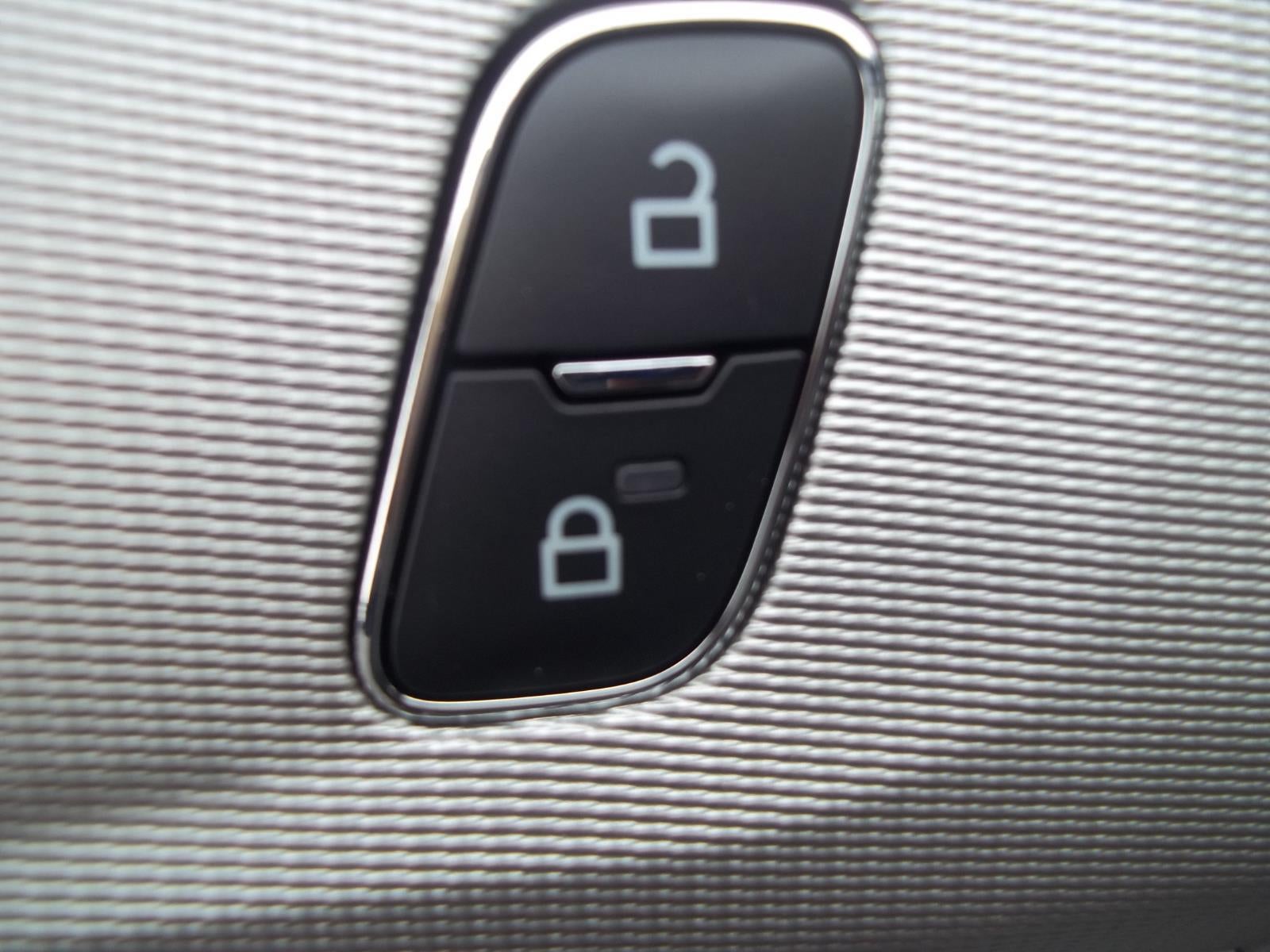 2026 Ford Explorer Active (100A)