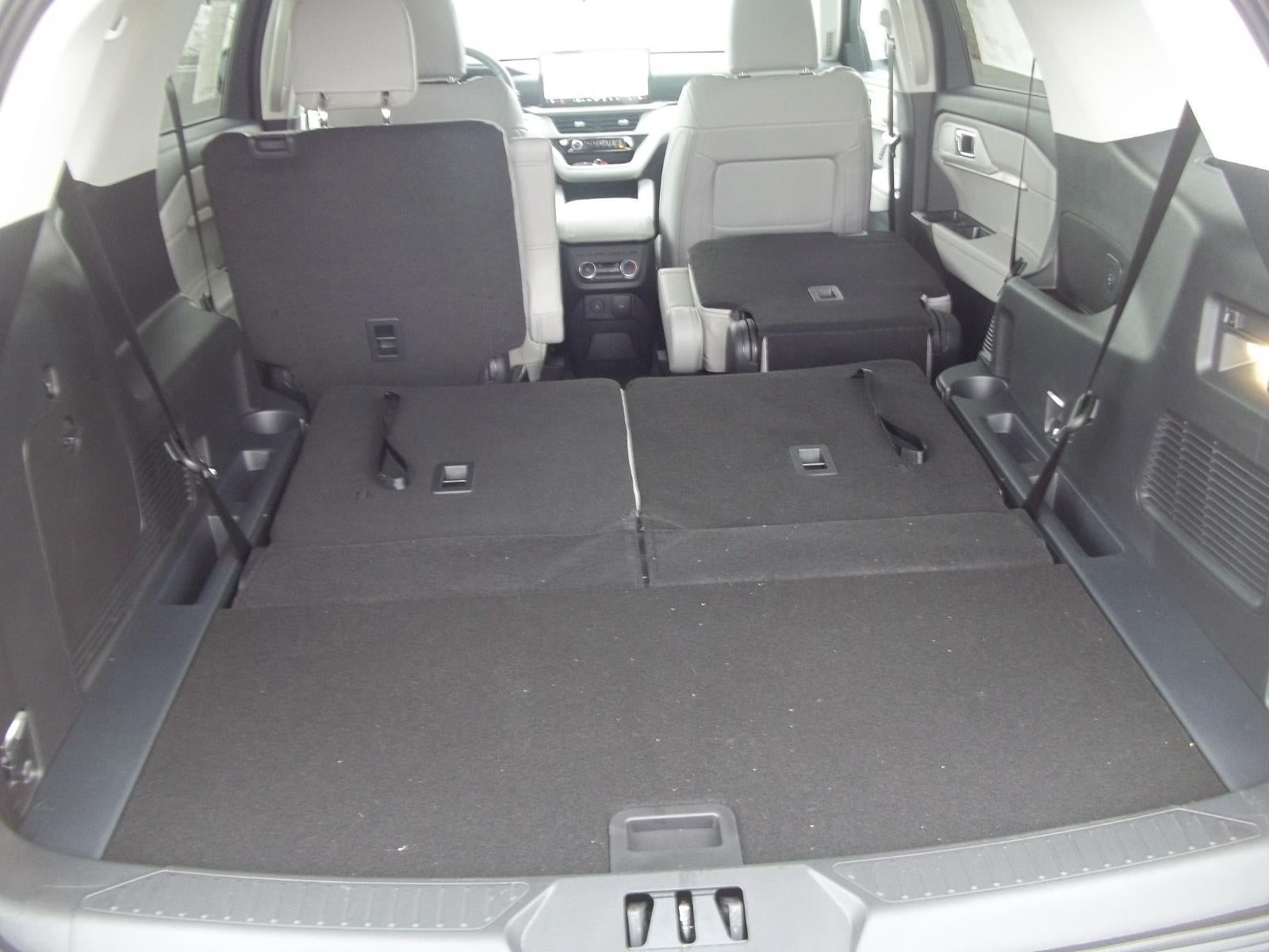 2026 Ford Explorer Active (100A)