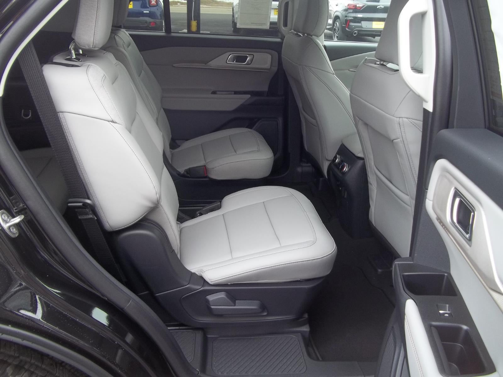 2026 Ford Explorer Active (100A)