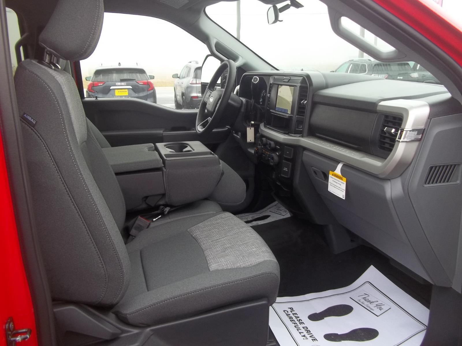 2026 Ford Super Duty F-250 SRW XLT