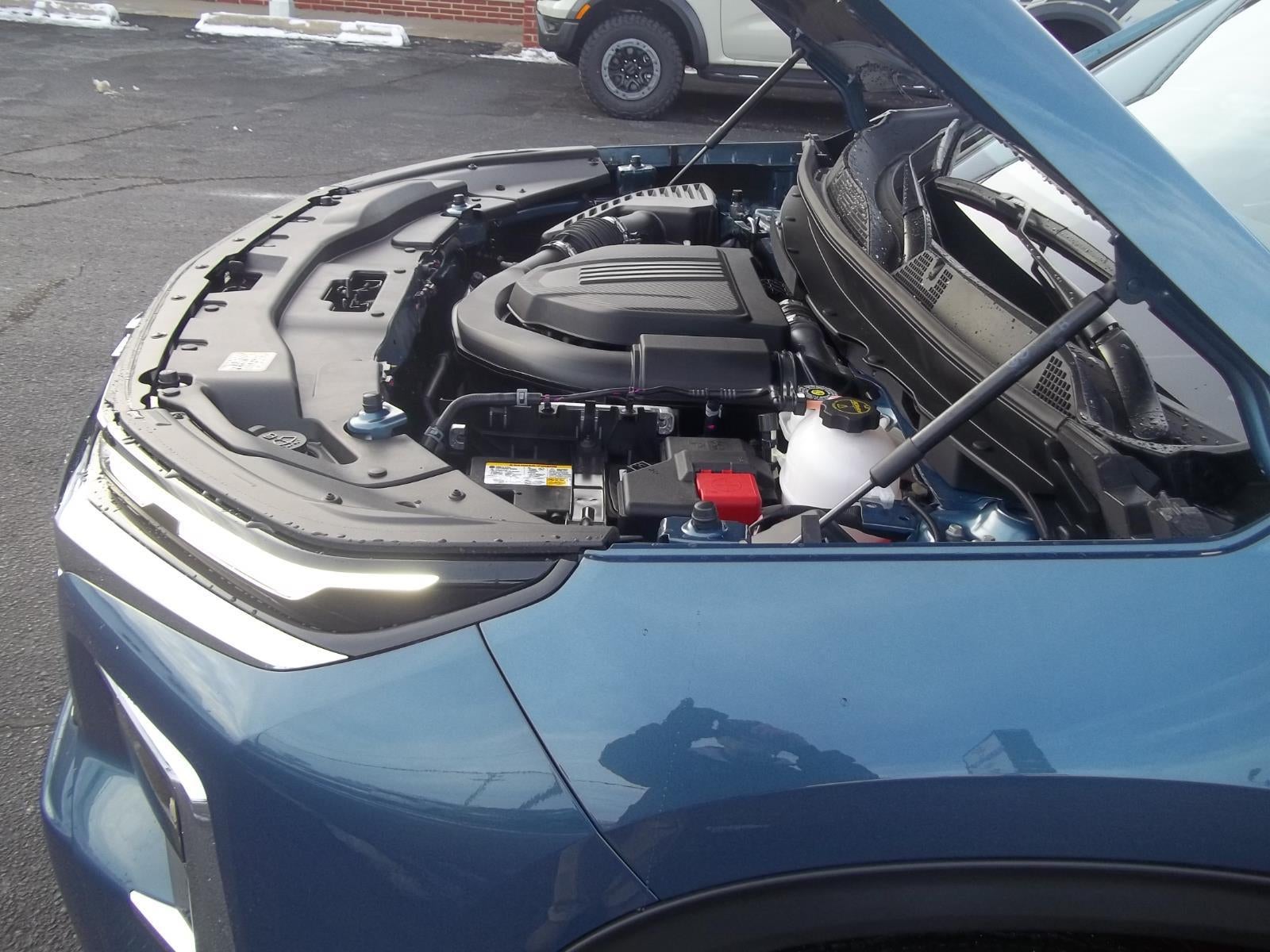 2026 Chevrolet Traverse AWD LT