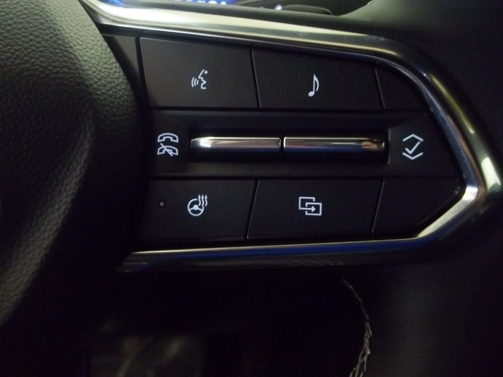 2027 Chevrolet Traverse AWD LT