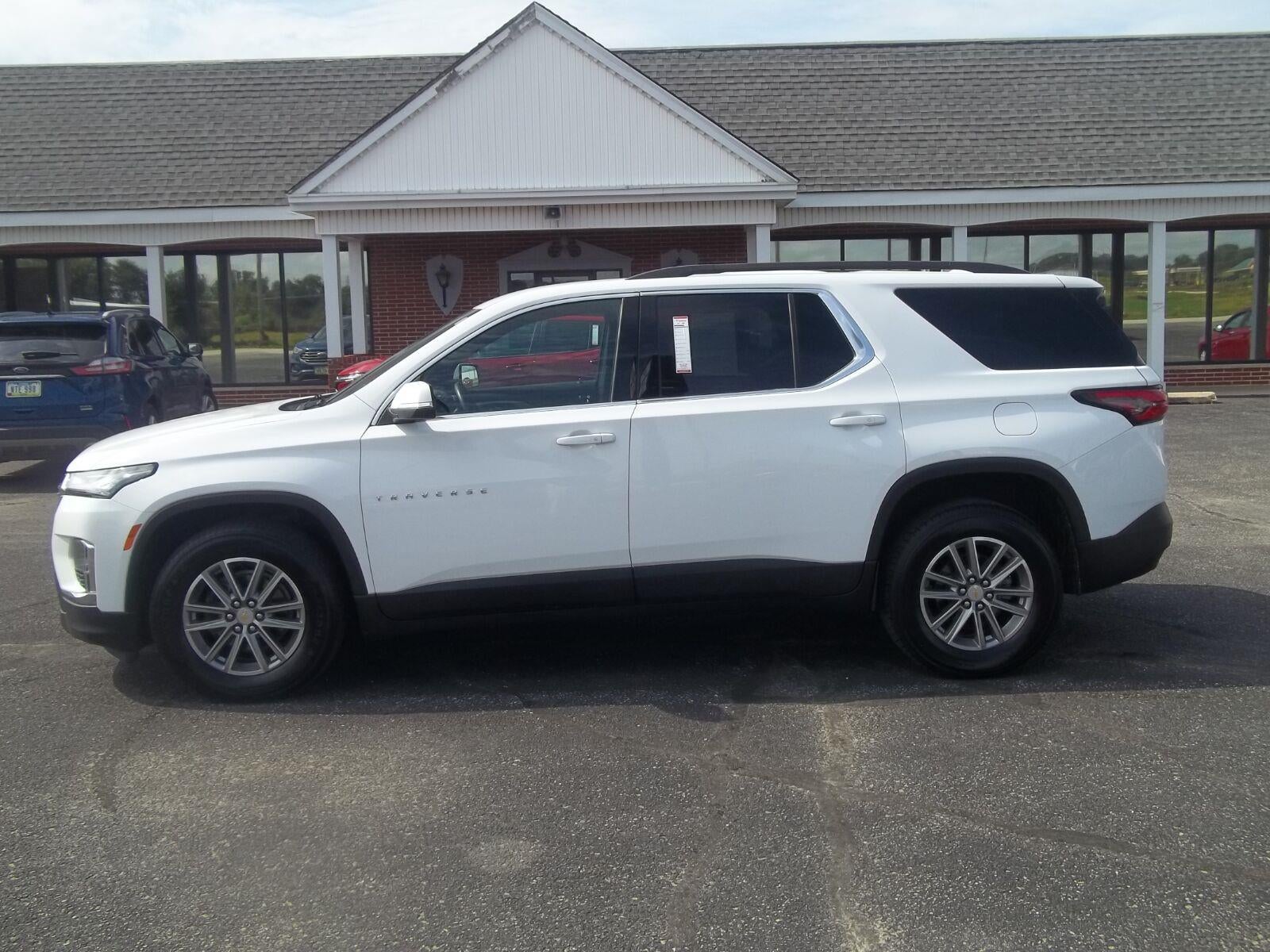 2023 Chevrolet Traverse LT Cloth