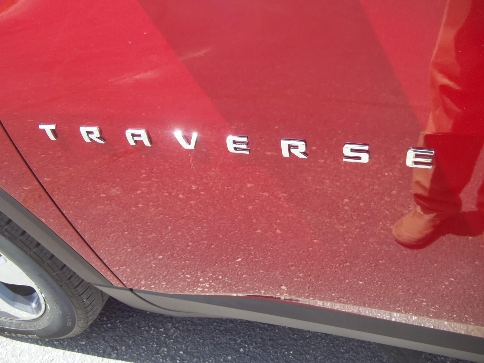 2023 Chevrolet Traverse LT Leather