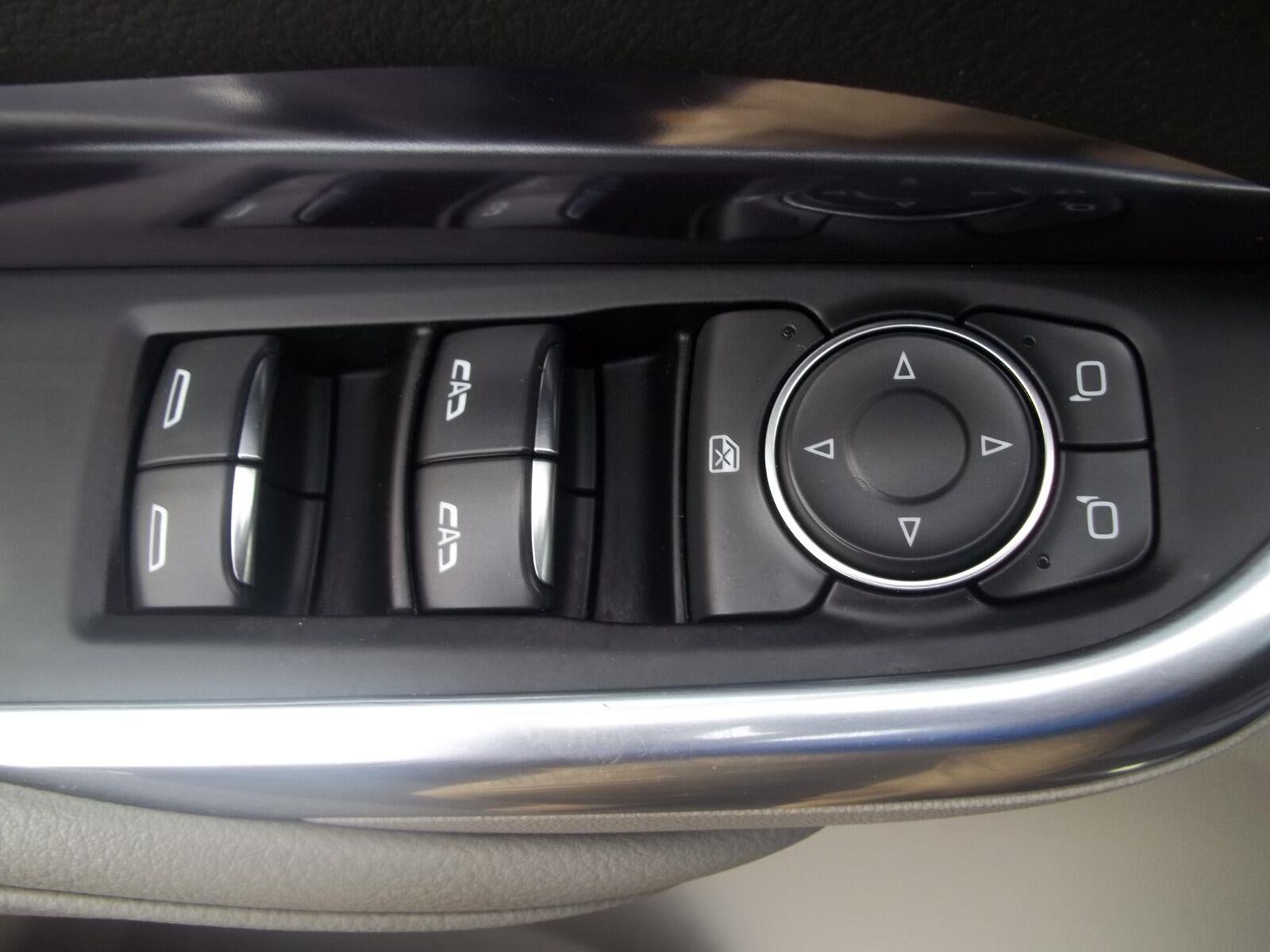 2022 Cadillac Xt4 AWD Luxury