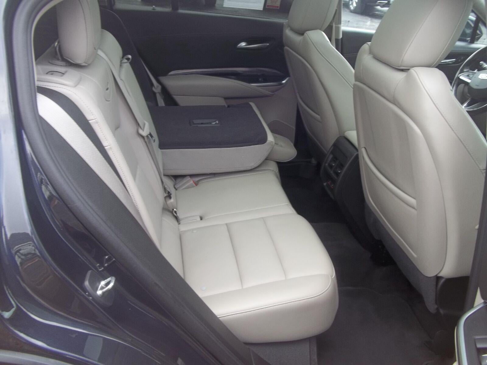 2022 Cadillac Xt4 AWD Luxury