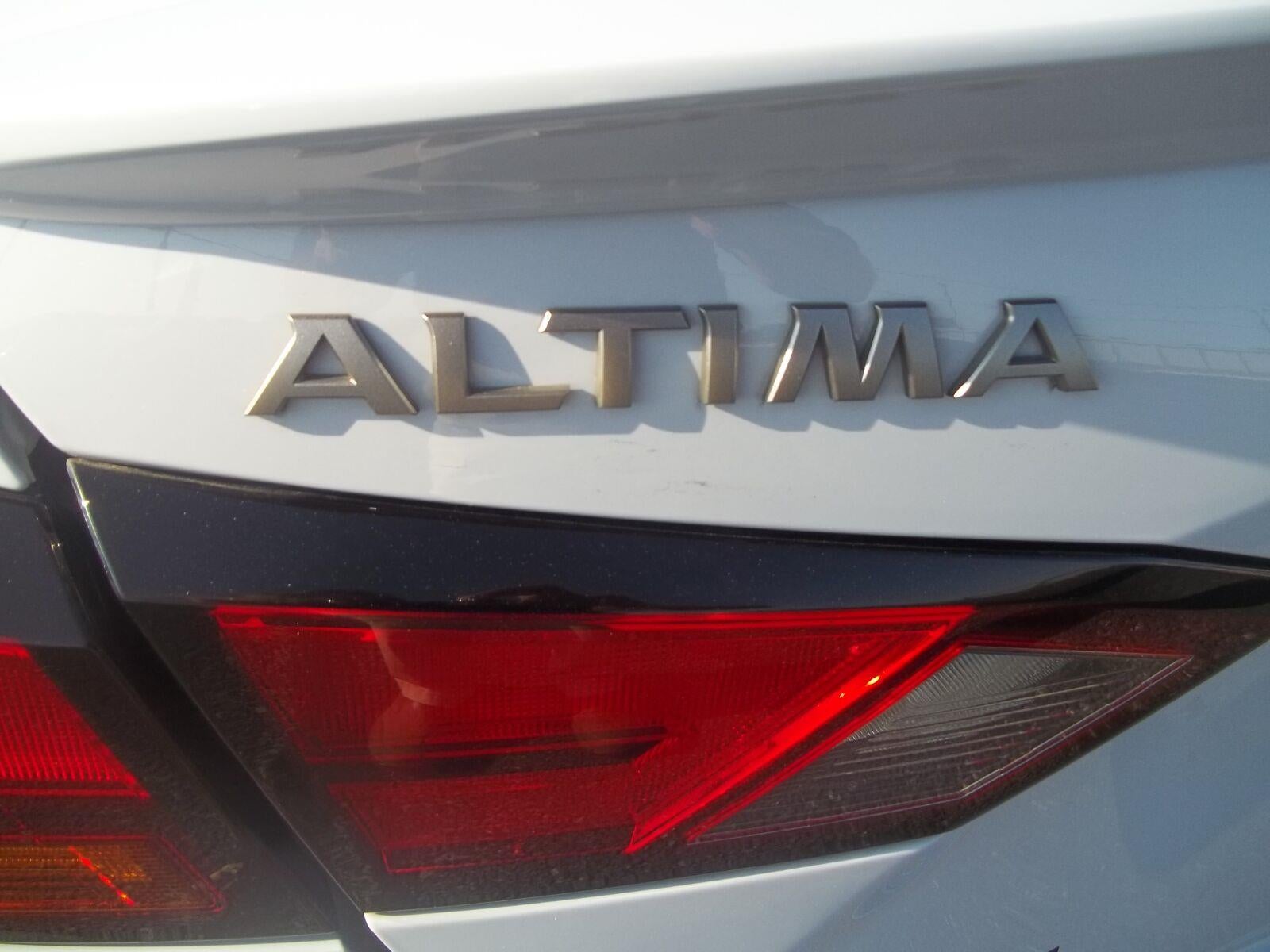 2023 Nissan Altima 2.5 SR