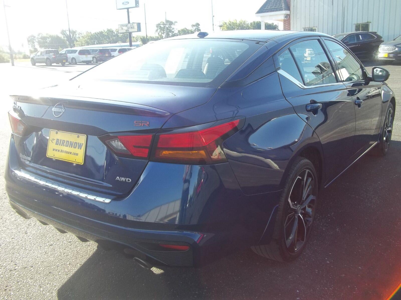 2023 Nissan Altima 2.5 SR
