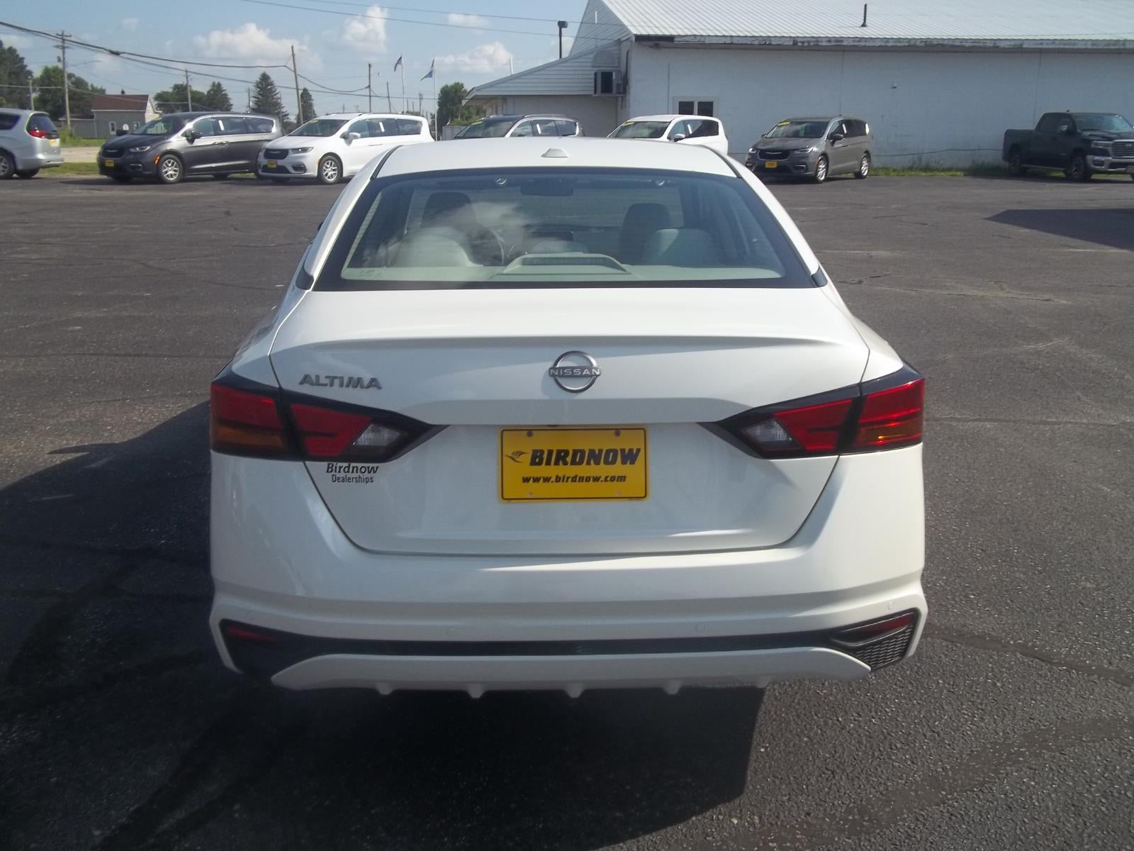 2025 Nissan Altima SV