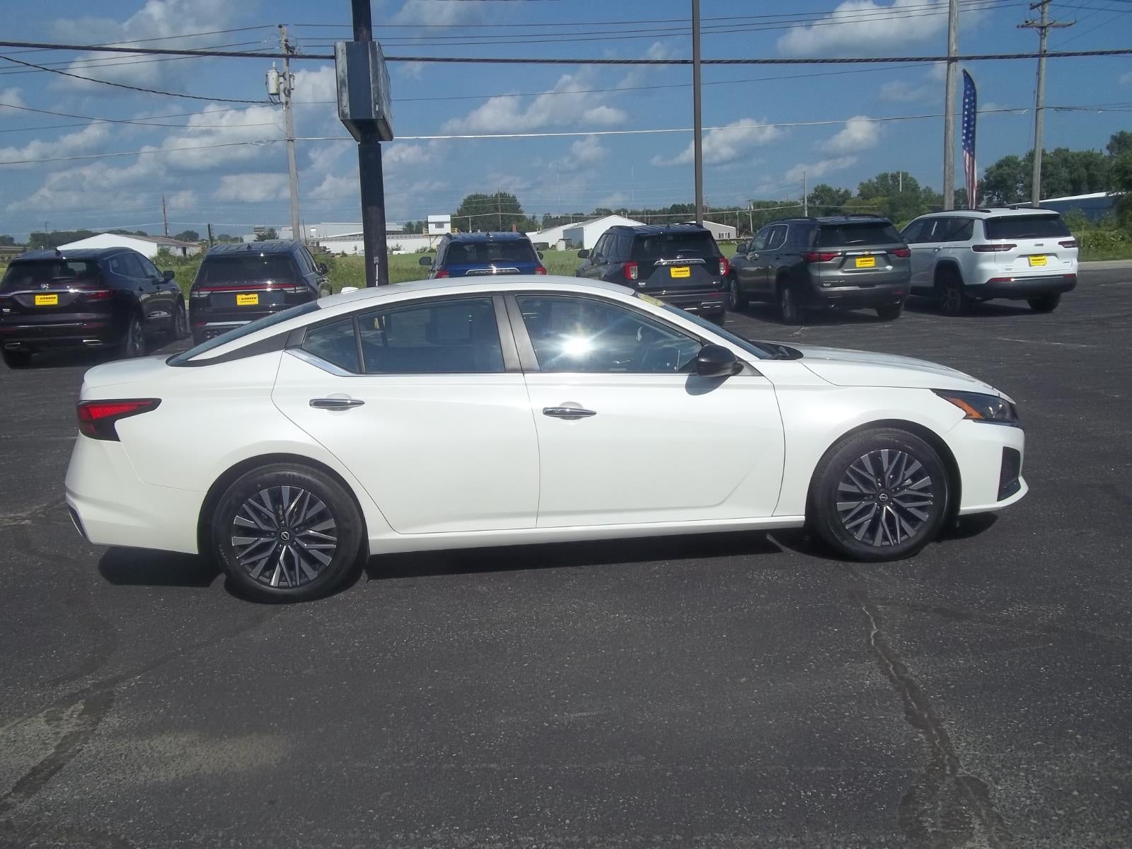 2025 Nissan Altima SV