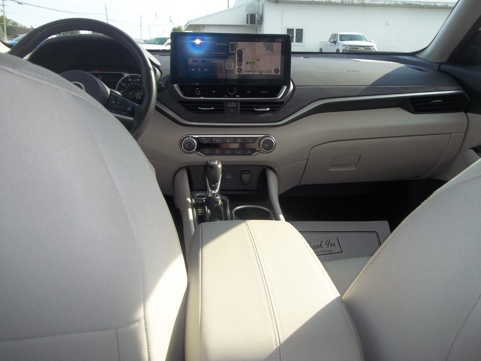 2023 Nissan Altima 2.5 SV
