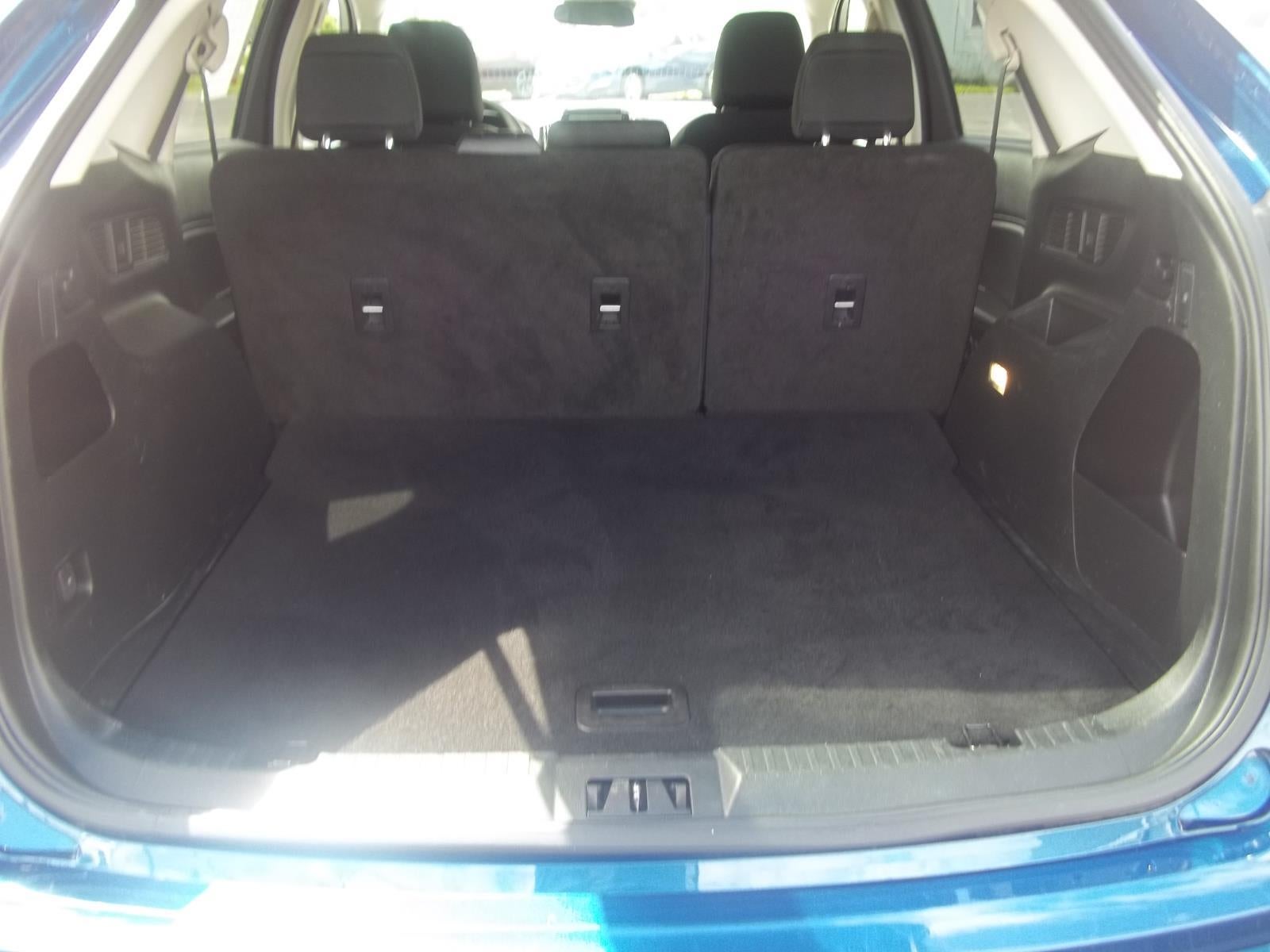 2022 Ford Edge SE