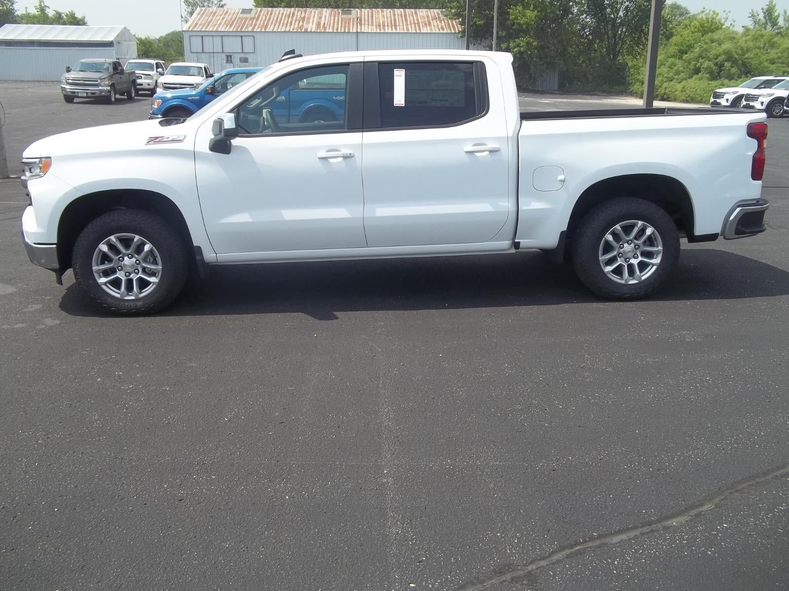 2025 Chevrolet Silverado 1500 LT