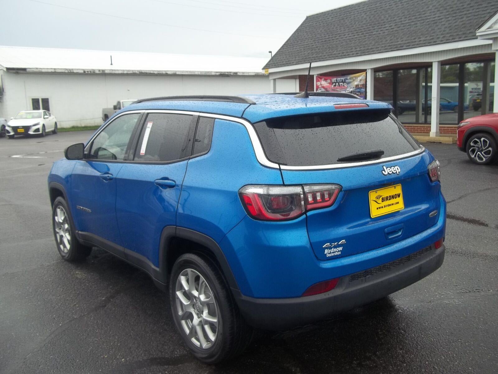 2022 Jeep Compass Latitude Lux