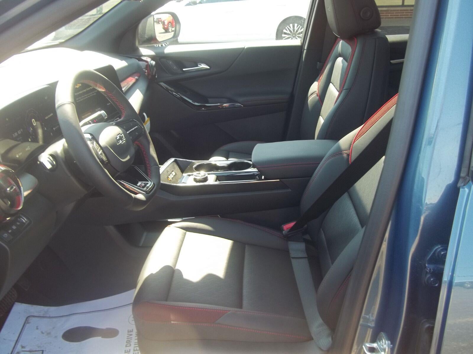 2027 Chevrolet Equinox AWD RS
