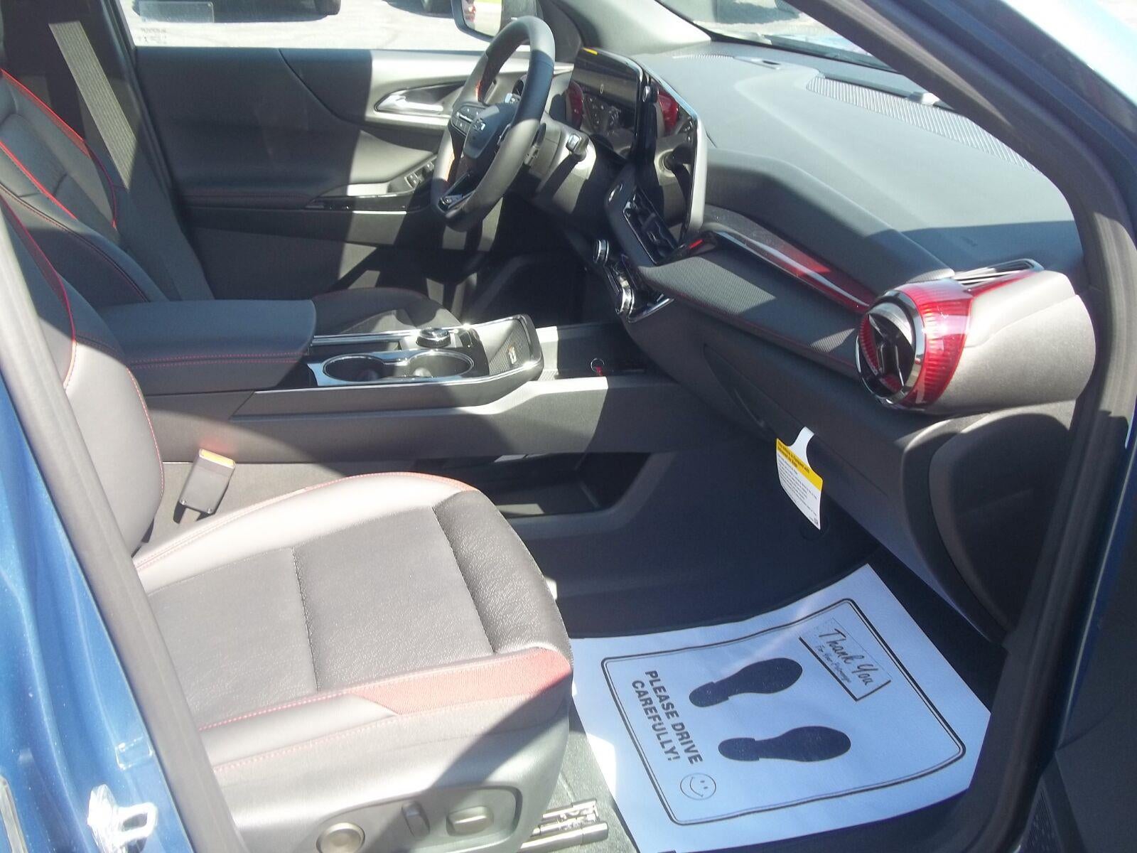 2027 Chevrolet Equinox AWD RS