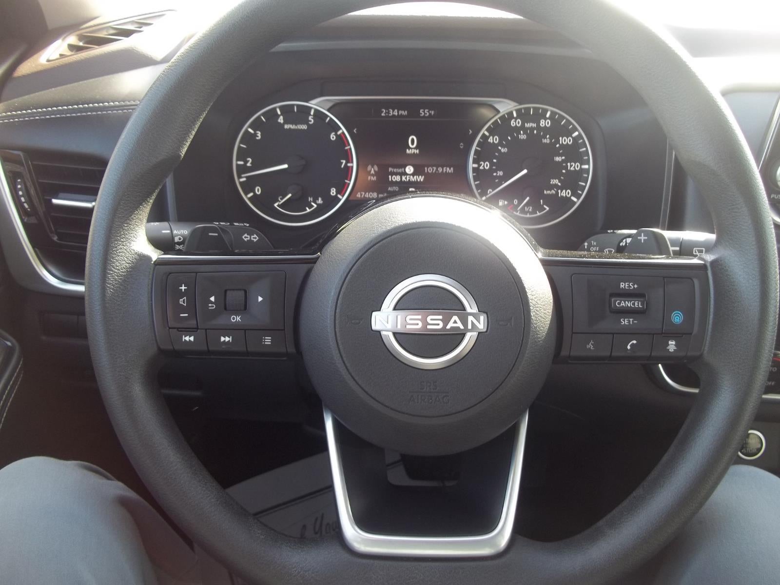 2022 Nissan Rogue SV